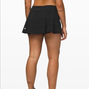PERFECT CONDITION LULULEMON SKIRT